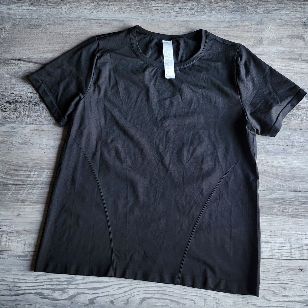 (XL) Fabletics short sleeve top